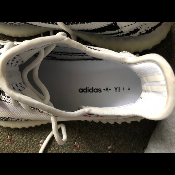 Yeezy Zebras v2 - Picture 5 of 8
